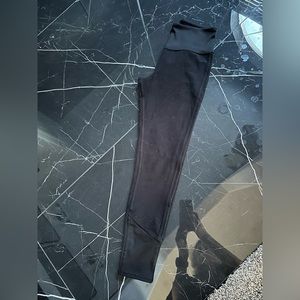 Alo leggings Small size black worn once